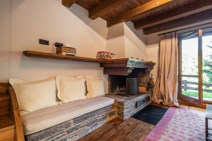 Location de vacances pour 10 personnes, avec terrasse et jardin dans Gessa - 3