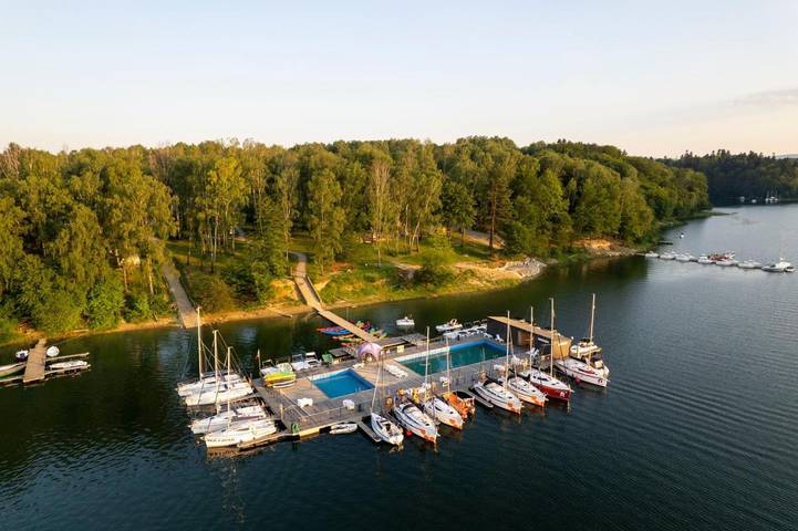 Boot für 6 Personen, mit Ausblick und Seeblick sowie Balkon in Polen