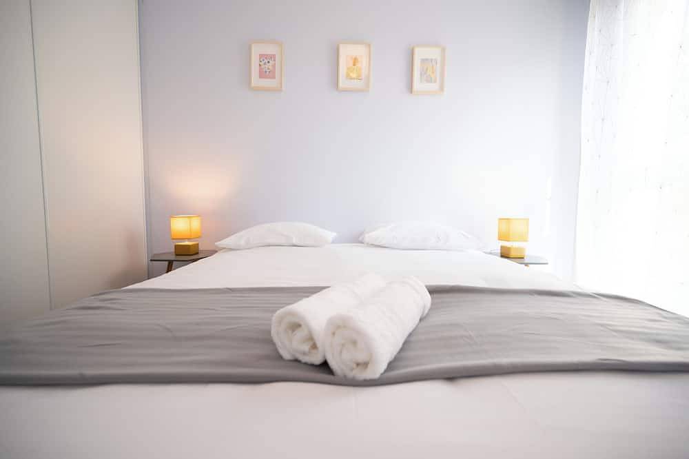 Appartement entier, ⭐️ Chez Léon - Métro, Bus, Garage Double, 6 Personnes⭐️ in Villeurbanne, Lyon et ses environs