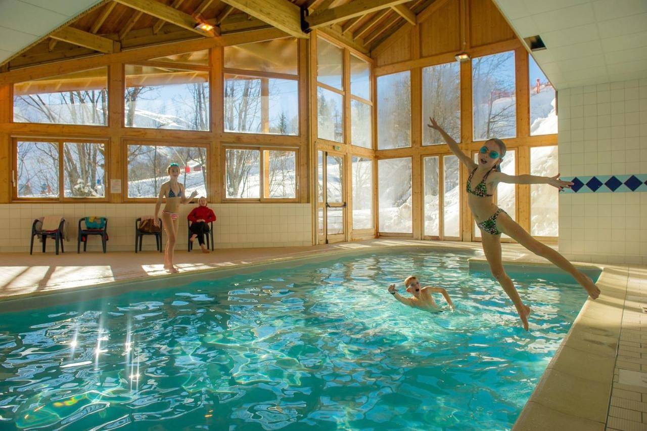 Three-Bedroom Apartment in Saint-Sorlin-d'Arves, Région de Saint-Jean-de-Maurienne