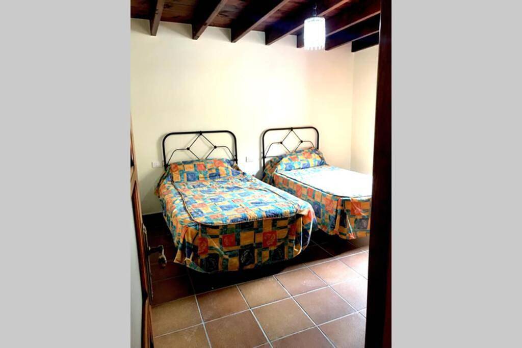 Five-Bedroom House in El Arriendo, Vilaflor