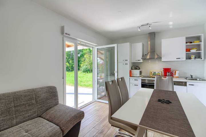 Villa für 6 Personen, mit Pool und Garten in Istrien - 3