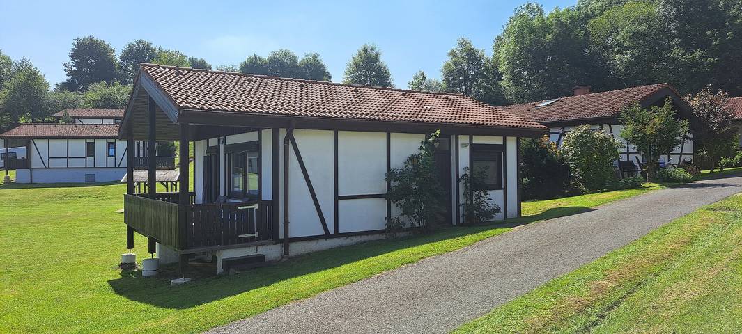 Ferienhaus für 4 Personen, mit Balkon und Garten sowie Pool und Sauna in Rhön-Hessen - 2