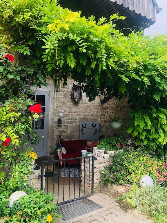Chambre d’hôte pour 2 personnes, avec jardin, animaux acceptés dans le Jura - 2