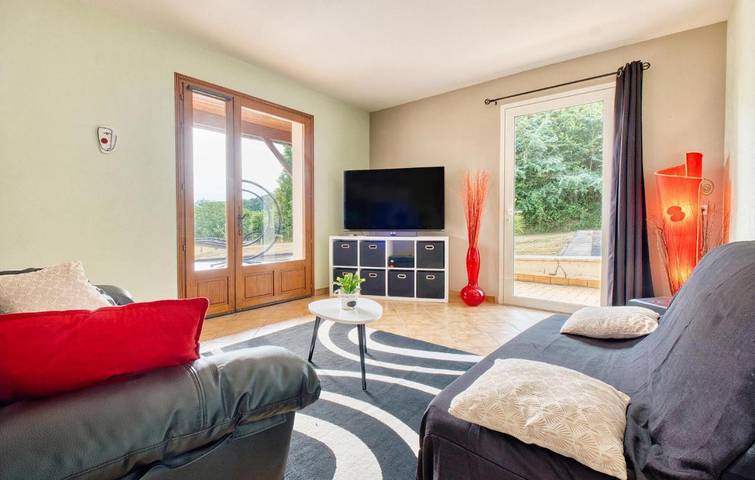 Location de vacances pour 8 personnes, avec Jardin à Saint-Martial-de-Valette - 2