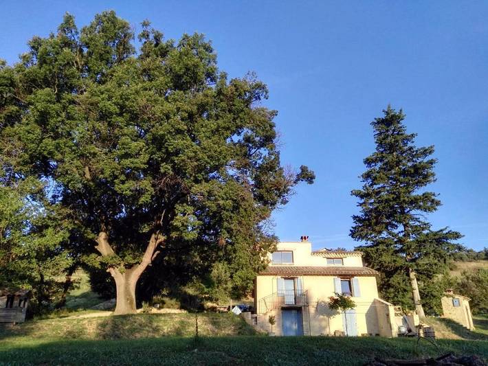 Maison d’hôte pour 2 personnes, avec terrasse ainsi que vue et jardin dans les Alpes-de-Haute-Provence