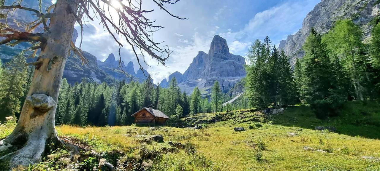 Double Room in Sant'Antonio di Mavignola, Alpi dell'Adamello e della Presanella