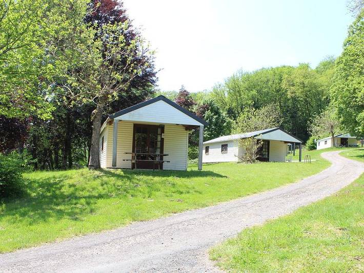 Camping Au Bois de Calais - Chalet 4 personen - Chalet Oiseau : 2 Schlafzimmer, 4 Pers. in Tulle und Umgebung