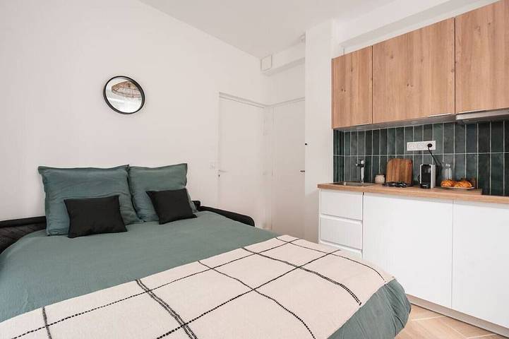 Ganze Wohnung, Studio near Paris – Rer C within walking distance | 15 min to Orly in Choisy-le-Roi, Val-de-Marne