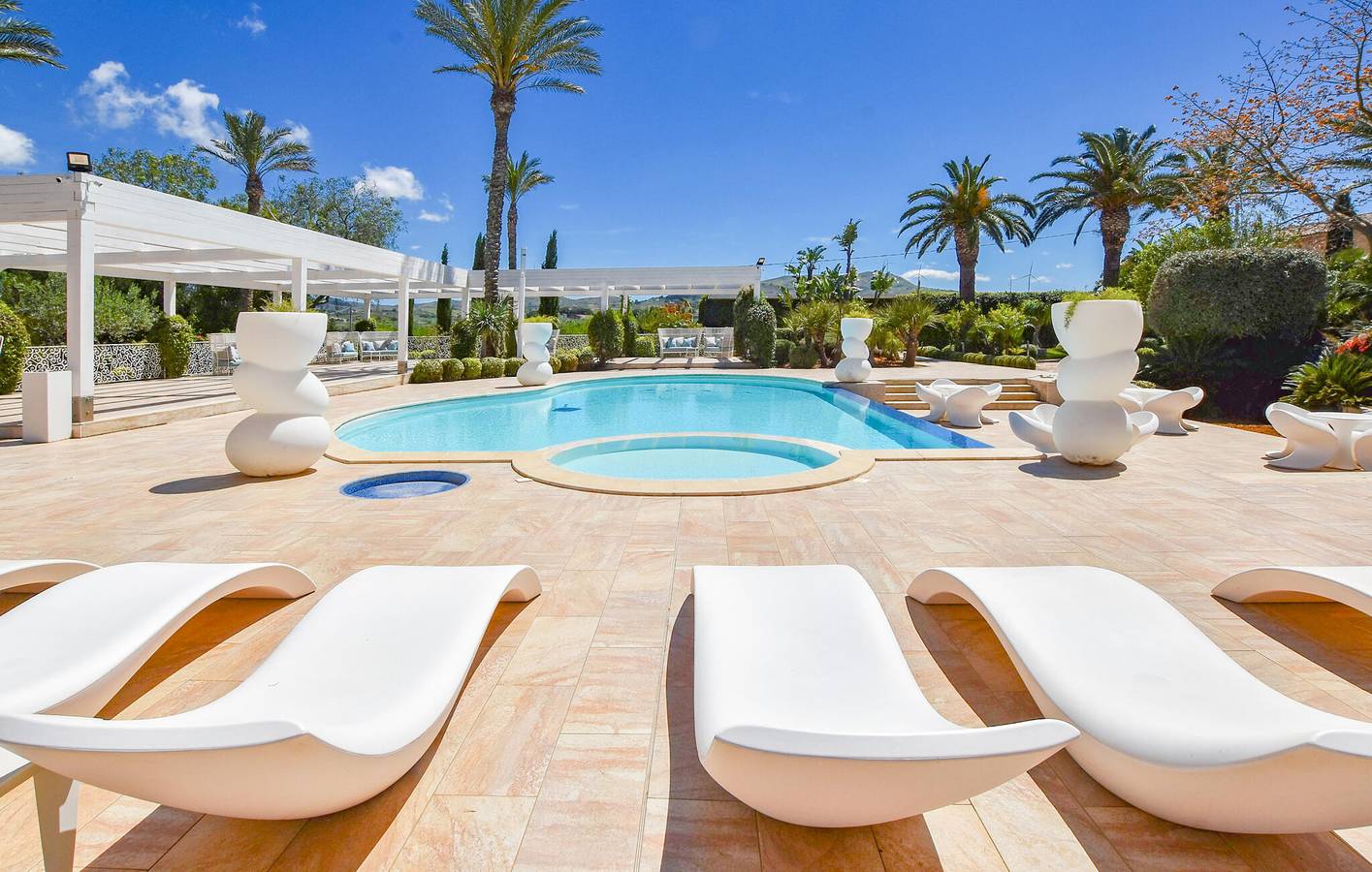 Apartment mit Meerblick, Parkplatz, Pool und Terrasse in Partinico, Palermo Provinz