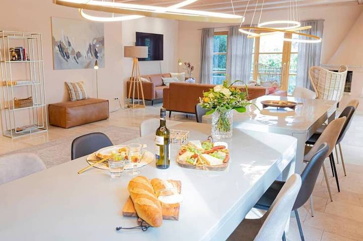 Ferienhaus für 9 Personen, mit Garten und Balkon, mit Haustier - 1