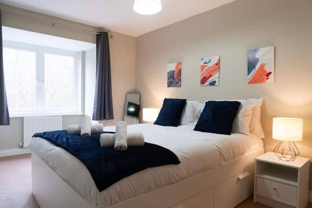 Entire 4 Bed House| Cosy |Luxury |Sleeps 7|Free Parking in Huntingdon, Cambridgeshire