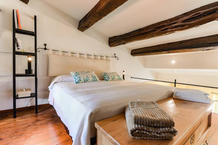 Ganze Wohnung, Zentrales Apartment „Alghero San Francesco“ mit Klimaanlage in Alghero Vecchia, Alghero