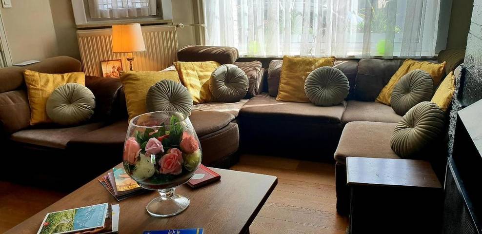 Chambre d’hôte pour 2 personnes, avec Terrasse et Jardin ainsi que Sauna et Vue à Roeselare