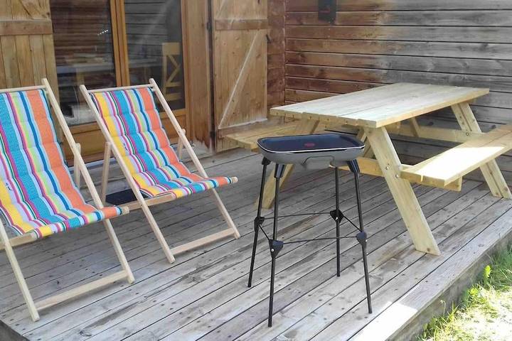 Chalet pour 8 personnes, avec vue et sauna ainsi que piscine et balcon dans La Joue du Loup - 3