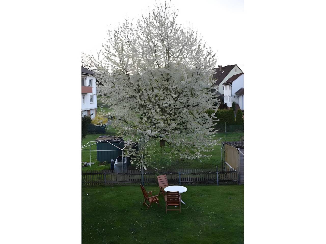 Appartement entier, Appartement 'Ferienwohnung' avec jardin commun et Wi-Fi in Lohfelden, Hessisches Bergland