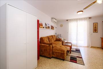 Apartment for 5 People in Torrevieja Centre, Torrevieja, Photo 3