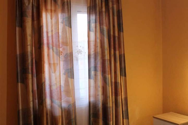 Gîte pour 4 personnes, avec Terrasse dans Bar - 2