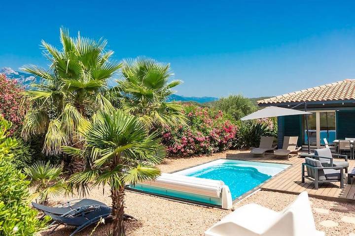 Villa pour 8 personnes, avec jardin et piscine à Figari - 2
