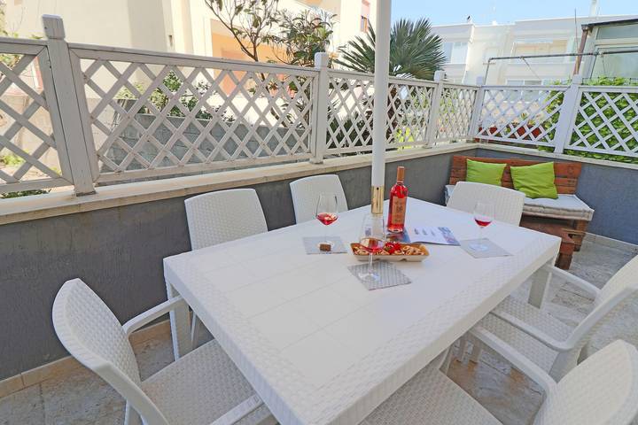 Ferienwohnung für 4 Personen, mit Garten - 1