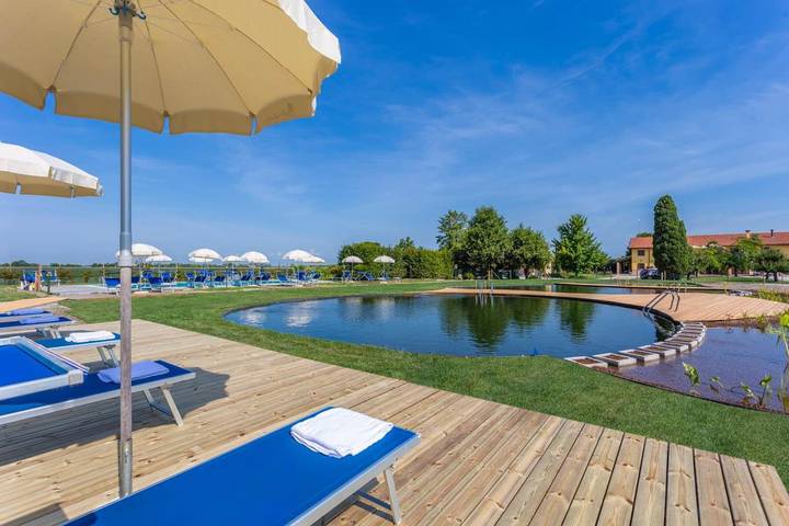 Gîte pour 5 personnes, avec Terrasse ainsi que Jardin et Piscine à Palazzolo dello Stella