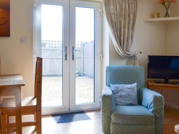 Cottage for 4 People in Royal Wootton Bassett, North Wessex Downs, Photo 3