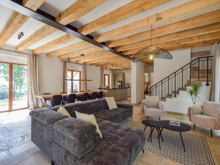 Location de vacances pour 10 personnes, avec jardin ainsi que piscine et terrasse, adapté aux familles à Saint-Médard-d'Excideuil - 3