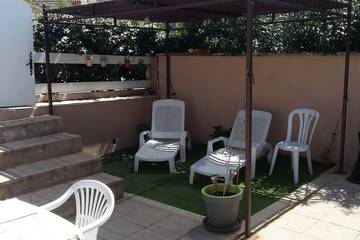 Gîte pour 5 personnes, avec terrasse et piscine à Saint-Martin-d'Ardèche