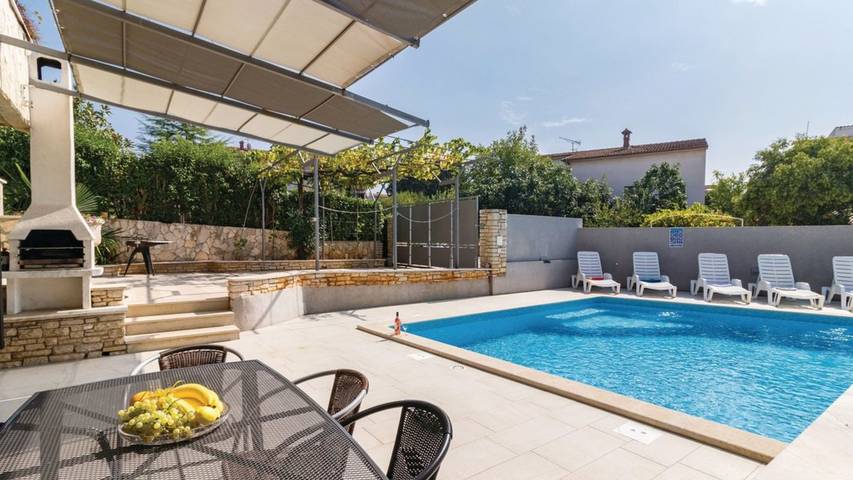 Villa Veruda by Villas Guide in Pula-Medulin, Pula