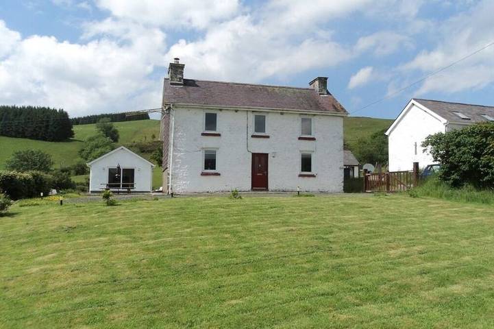 Holiday rental for 6 people, with garden in Brecon Beacons