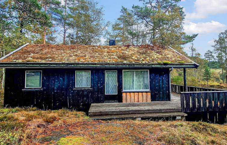 Ferienhaus für 6 Personen mit Garten in Marnardal