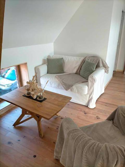 Five-Bedroom House in Neufchâtel-en-Bray, Région de Dieppe