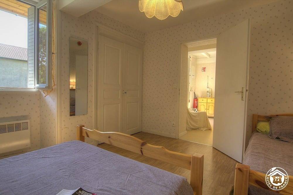 La Cure - Innimond - Gîte in Innimond, Belley