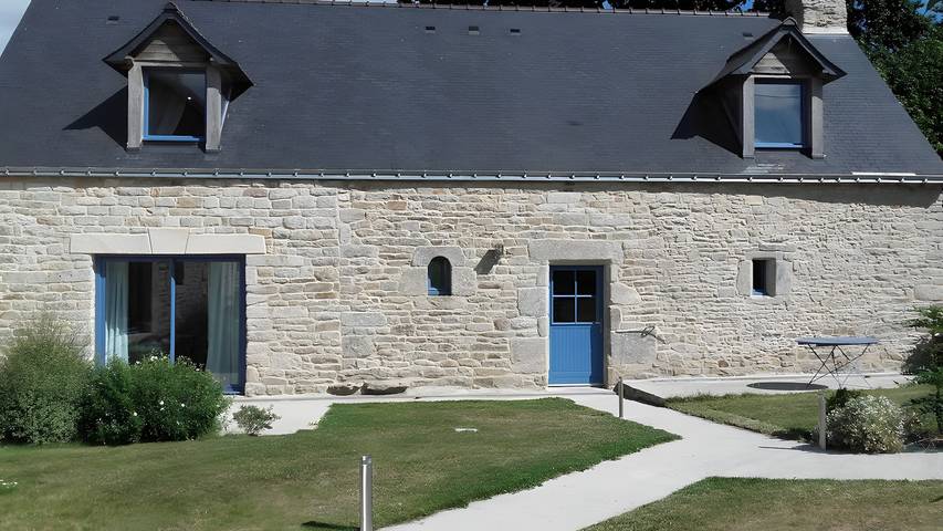 Location de vacances pour 2 personnes, avec jardin dans Theix-Noyalo - 4