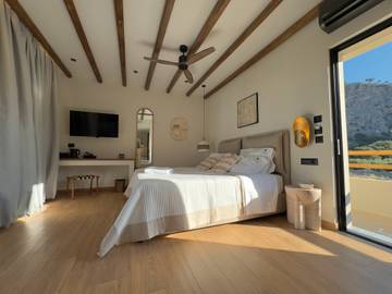 Gîte pour 2 personnes, avec jardin dans Rhodes