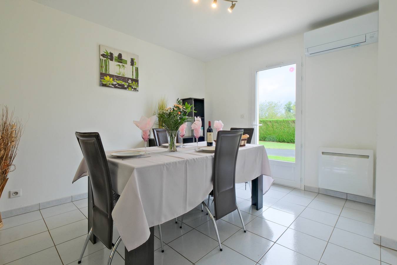 Le Perchoir – Maison avec climatisation et piscine partagée à Savignac-les-Églises in Savignac-les-Églises, Périgord Blanc