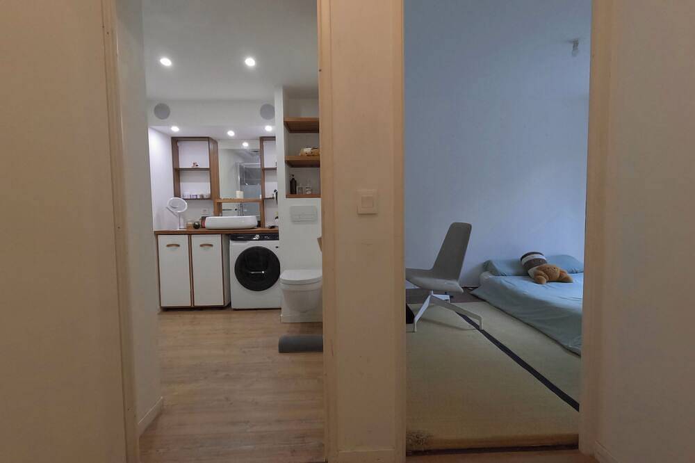 Entire apartment, Private room - Garden & terrace in Noisy-le-Sec, Seine-Saint-Denis