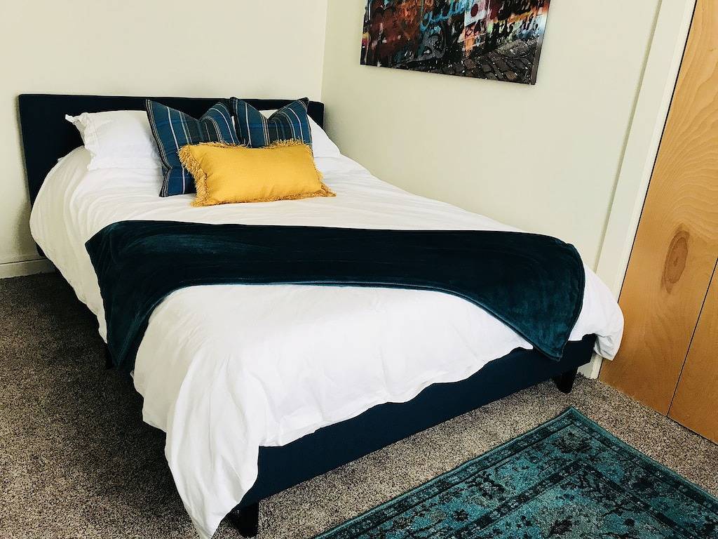 Cosy Home in Starved Rock Country 2 Blks 2 Downtown in LaSalle, LaSalle County