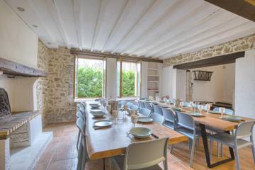 Villa pour 24 Personnes dans Cosne-Cours-sur-Loire, Vallée de la Loire, Photo 3