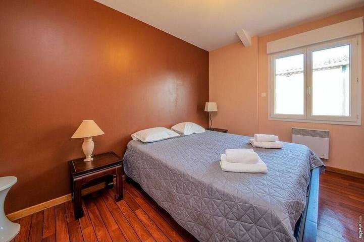 Appartement de vacances pour 4 personnes, avec terrasse et jardin