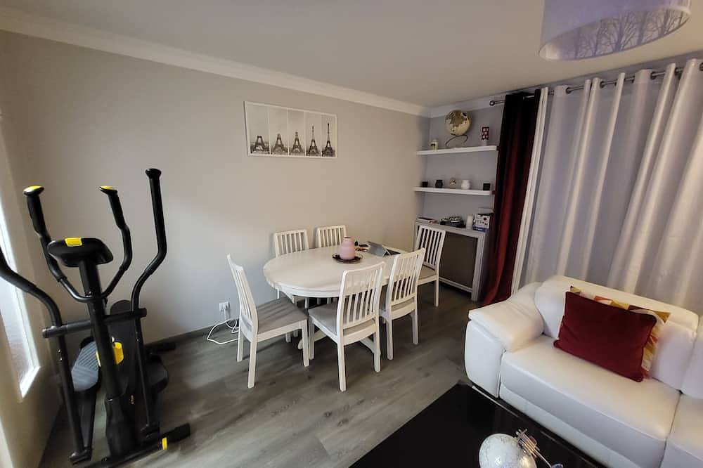 Entire apartment, Elegant Appartement meublé de 3 chambres sur \n81 m² Champigny-Sur-Marne. in Champigny-sur-Marne, Val-de-Marne