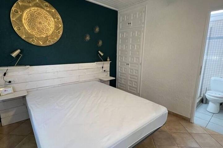 Chalet pour 6 personnes, avec balcon ainsi que piscine et jardin à Roses - 4