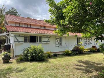 Location de vacances pour 6 personnes, avec jardin et piscine à Sainte-Marie