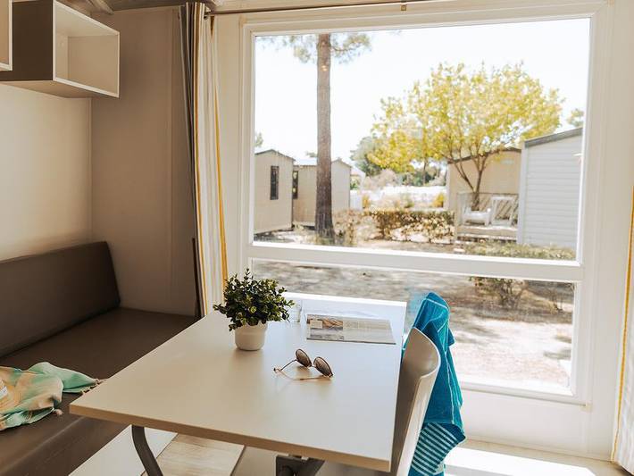 Camping pour 4 personnes, avec Jacuzzi ainsi que Terrasse et Sauna à Saint-Jean-de-Monts - 2