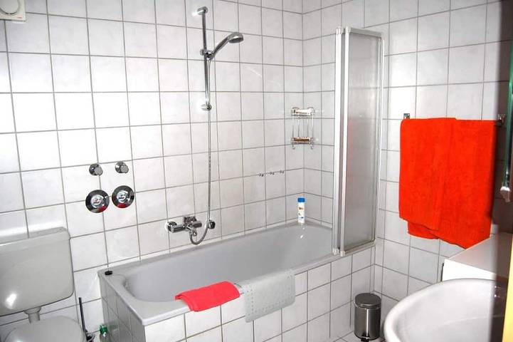 Ganze Wohnung, Ferienwohnung Kemnade, mitten im Ruhrgebiet. Ideal für Handelsreisende! in Witten, Ennepe-Ruhr-Kreis