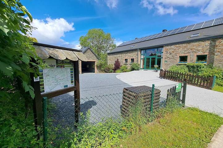 Gîte pour 16 personnes, avec jardin et terrasse