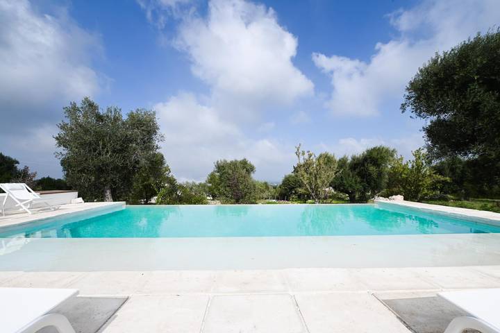 Ferienhaus für 8 Personen, mit Garten und Meerblick sowie Pool und Terrasse in Italien - 3