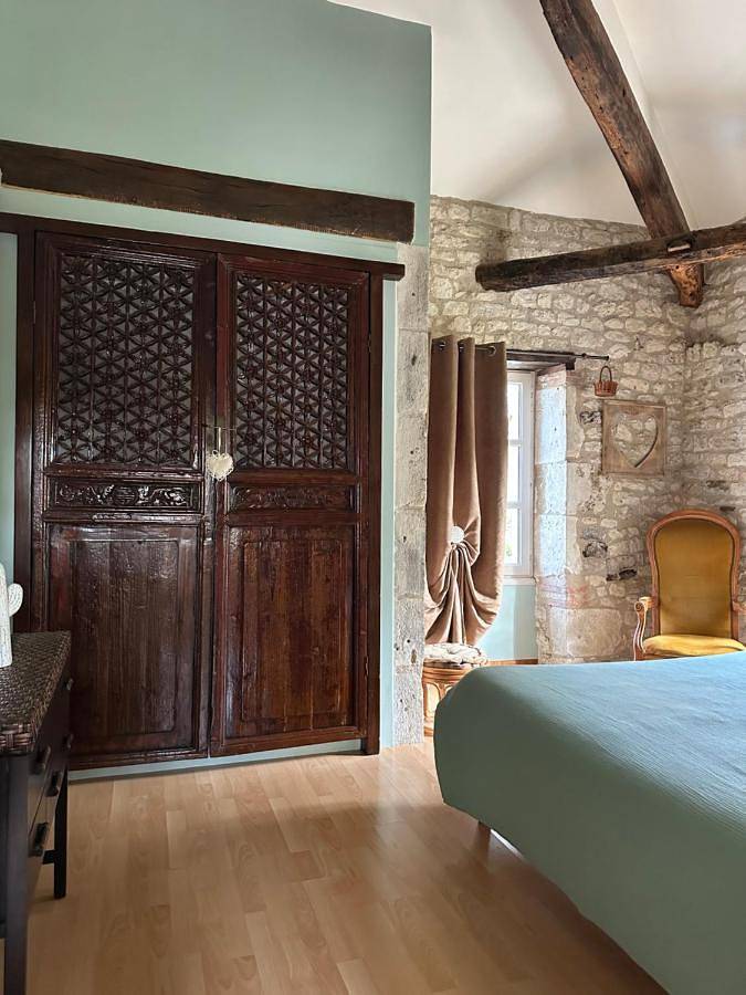 Gîte pour 5 personnes, avec terrasse ainsi que jardin et piscine dans Saint-Paul-Flaugnac - 2