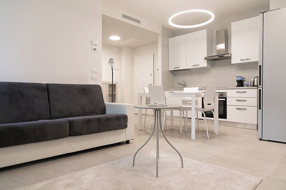 Apartamento entero, [Ca' Borsa Iii] - Modern suite in the city center in Treviso, Provincia de Treviso