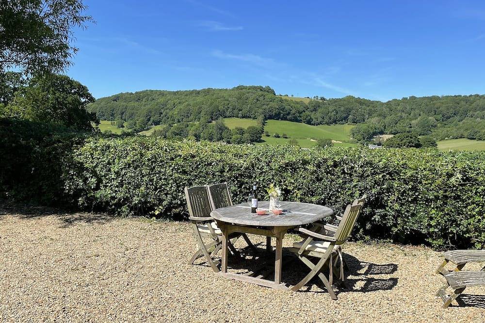 Una propiedad con cocina de un dormitorio en un entorno idílico valle. in Stroud, Gloucestershire